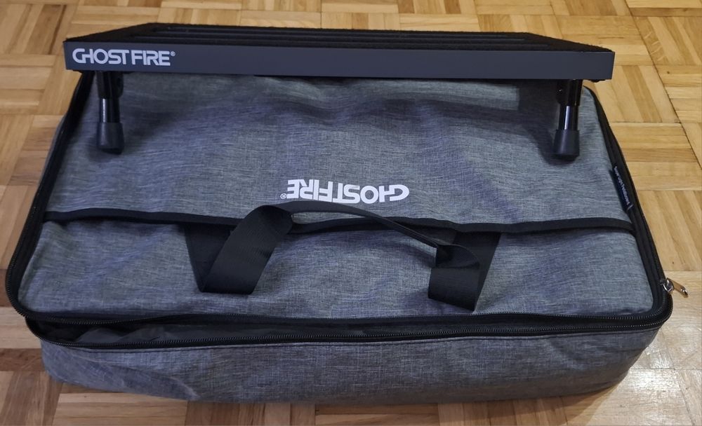 Pedalboard gitarowy Ghostfire z dedykowana torba 50x30
