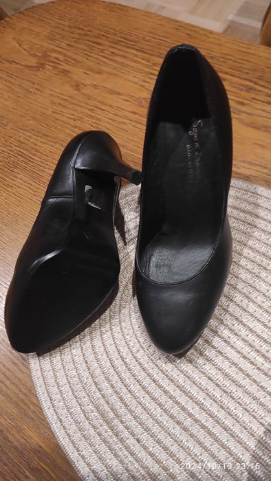 Czarne szpilki - półbuty