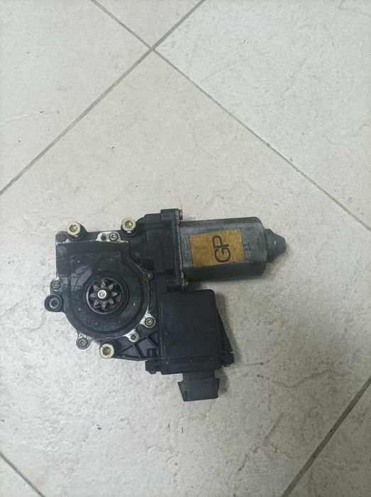 Motor elevador vidro FD Opel Corsa B 97