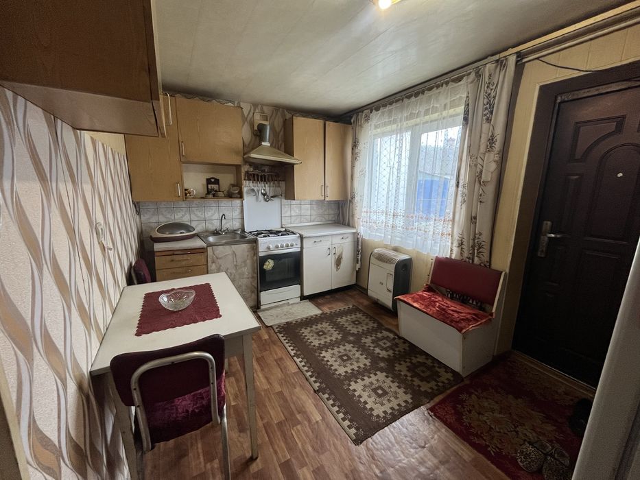 Продам 2-х кімнатну квартиру на Водопійній