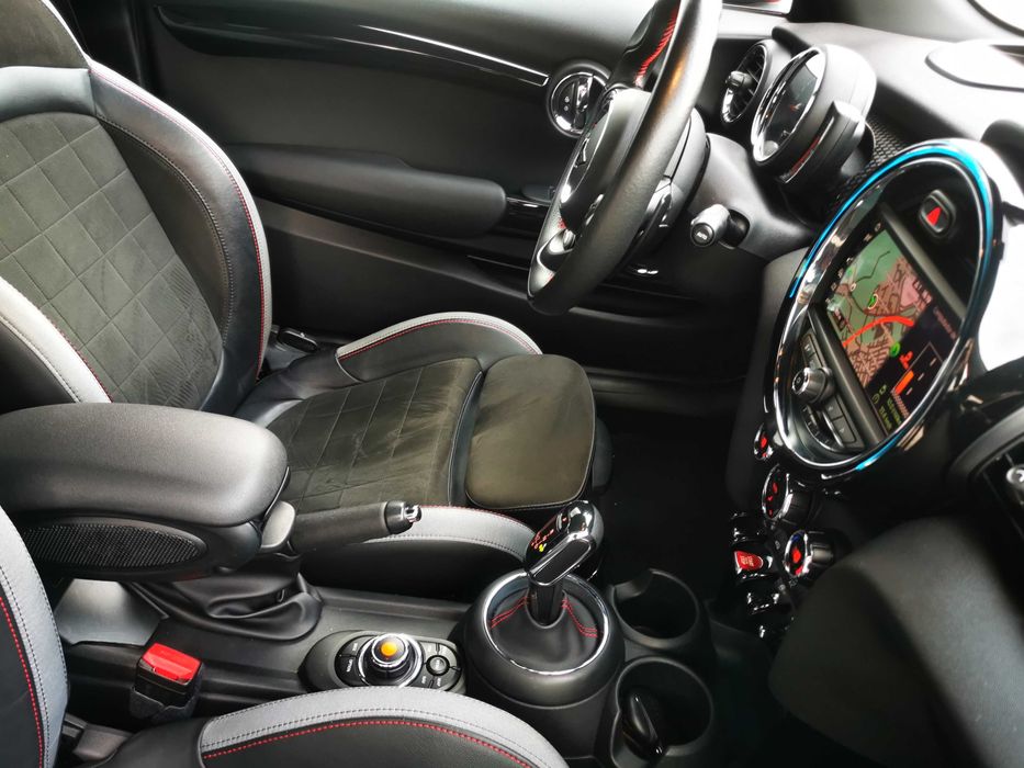 MINI John Cooper Works 231 cv