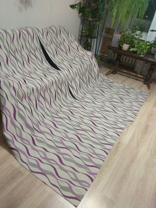 Zaciemniające zasłony na przelotkach