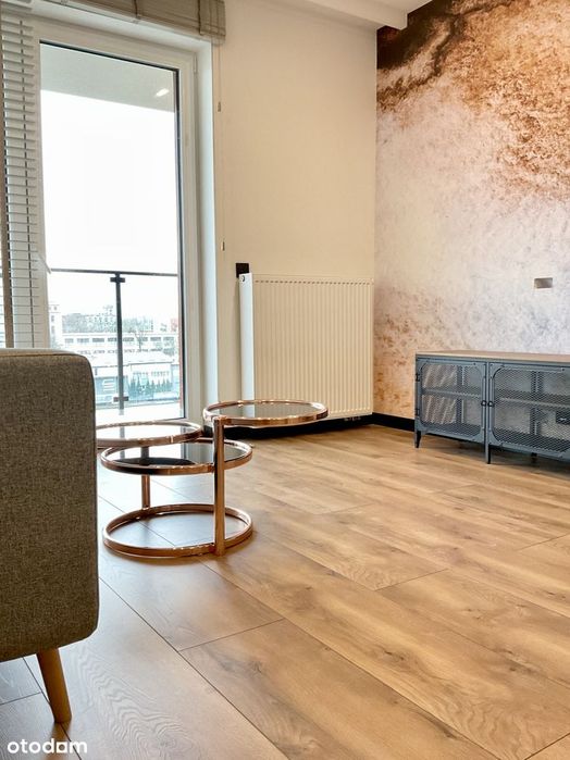 Apartament w Sercu Łodzi Otulony Zielenią – Osiedle 8 Dębów