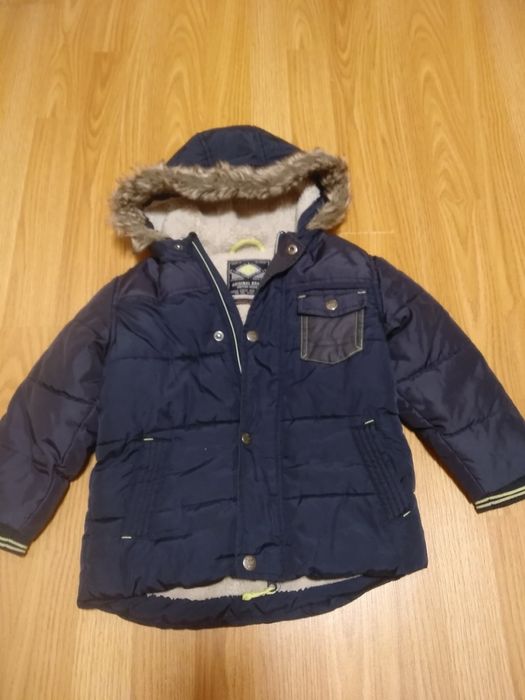 Тепла курточка Next
