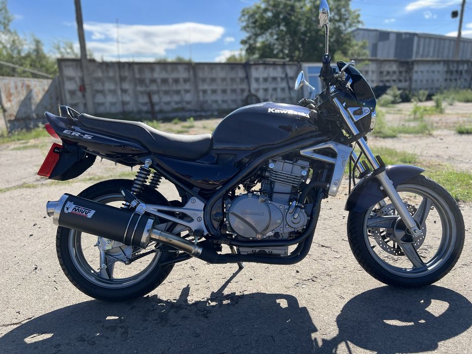 Свіжопригнаний із Німечинни Kawasaki Er5 2001 року (8000 тис пробігу)