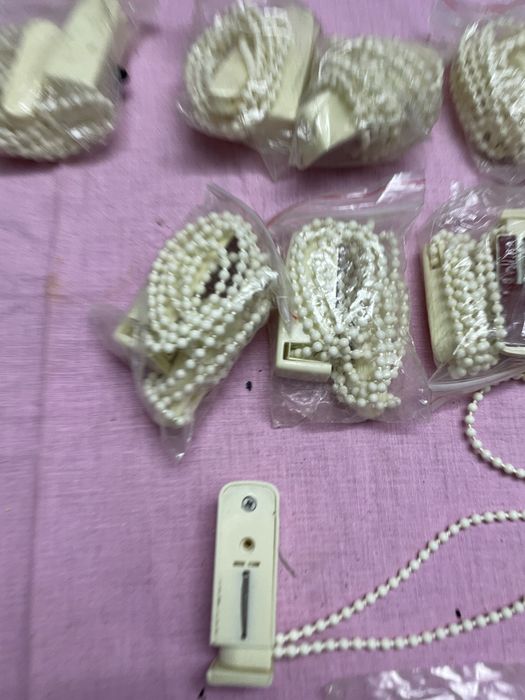 Механізми магнітні для вмонтованих жалюзів