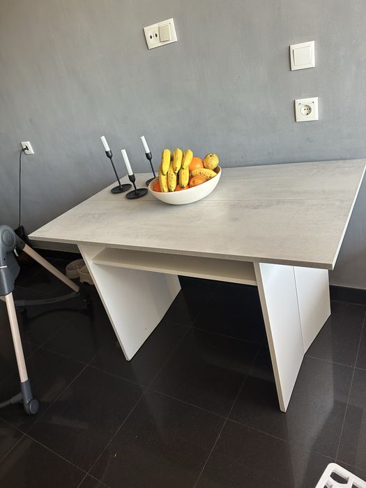Mesa de jantar extensível