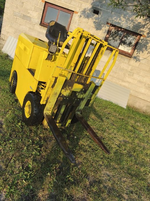 Wózek widłowy RAK 7a C330