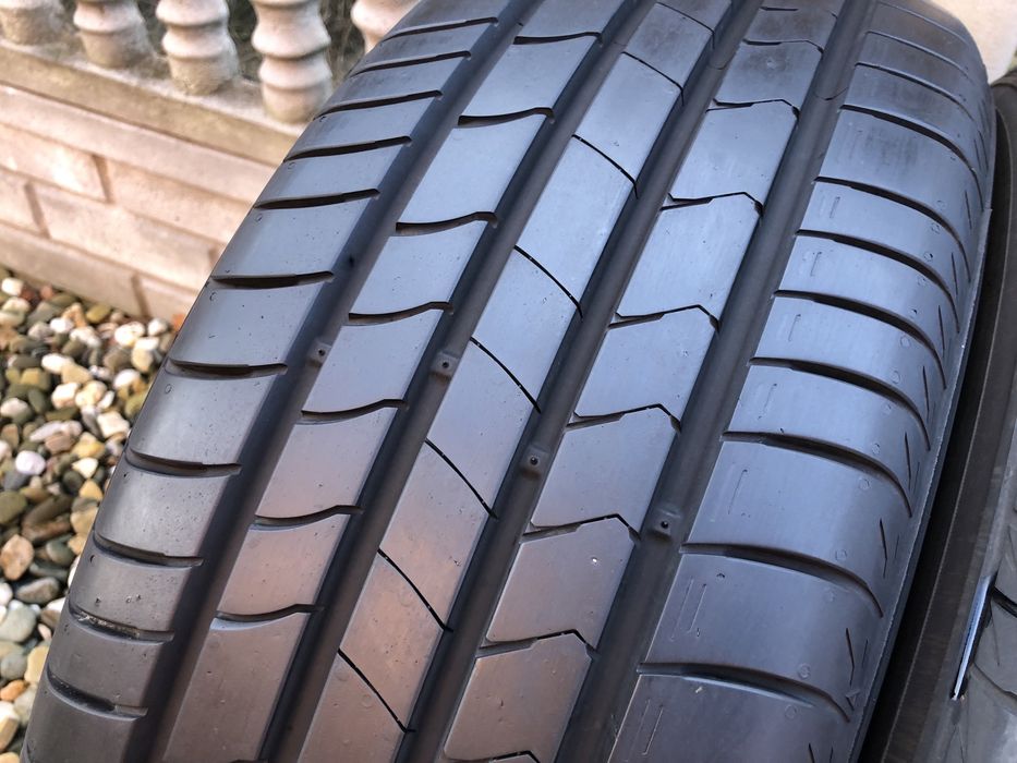 Letnie Kumho Ecsta 215/60 R17 rok 2021 idealne