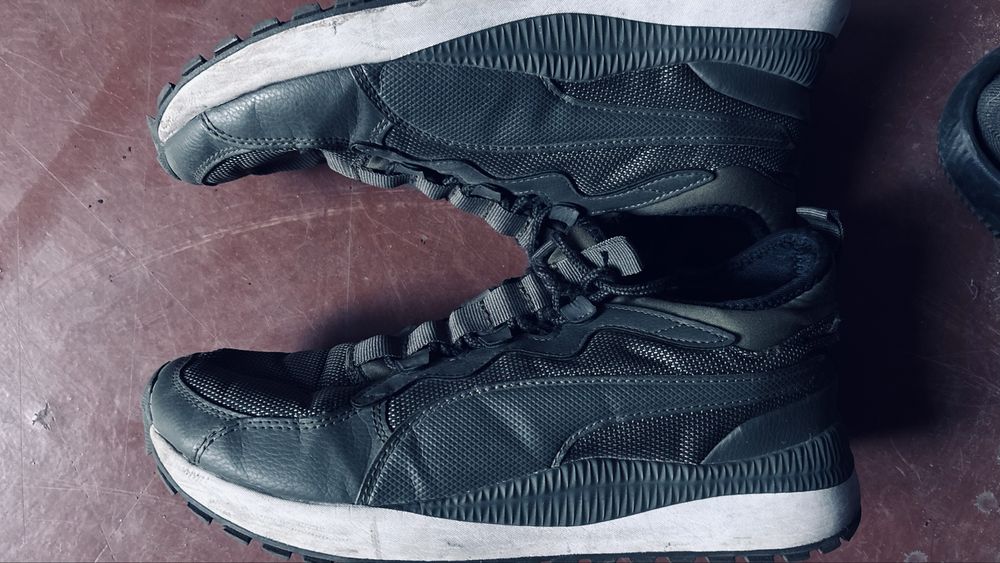 Продам кросівки Puma