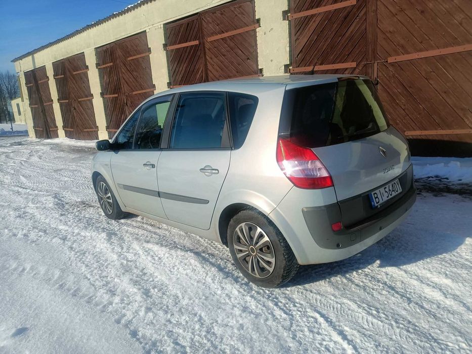 Sprzedam Renault Scenic 2.0 16v 140km