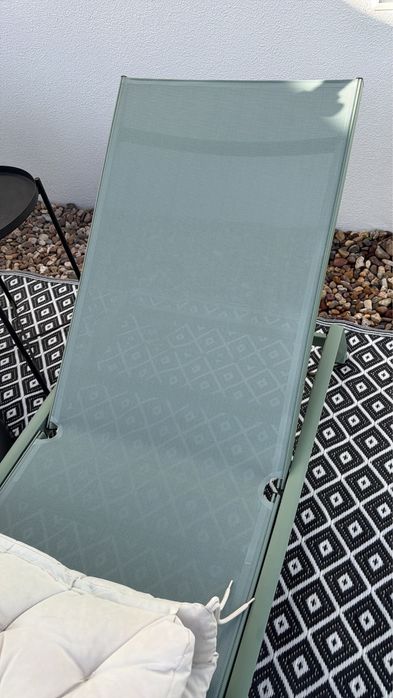2x Espreguiçadeiras de piscina / jardim
