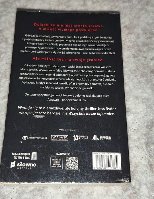 Jess Ryder ,,Zmyślenie''