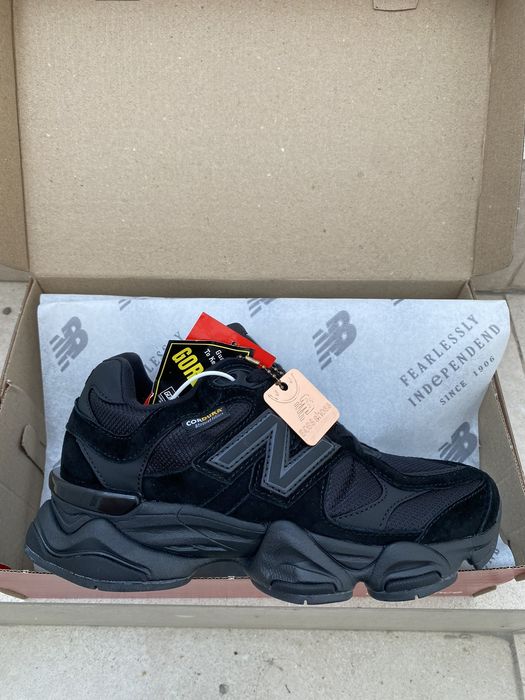 Жіночі термо кросівки New Balance 9060