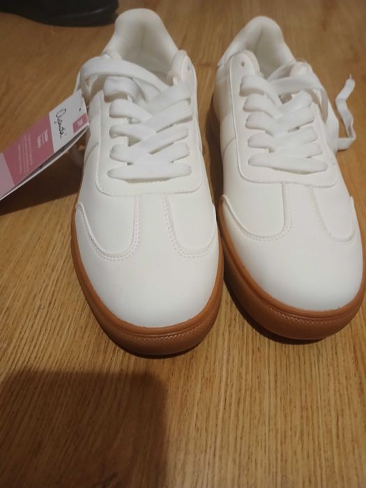 Nowe buty z metką rozmiar 39