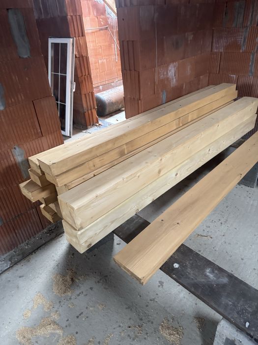 Drewno konstrukcjne boazaria deska podlogowa wszystko z drewna .