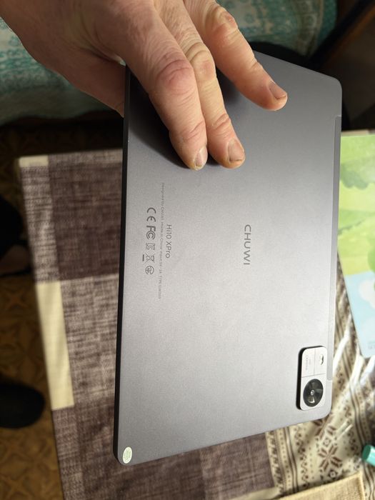 Продам планшет на запчасти