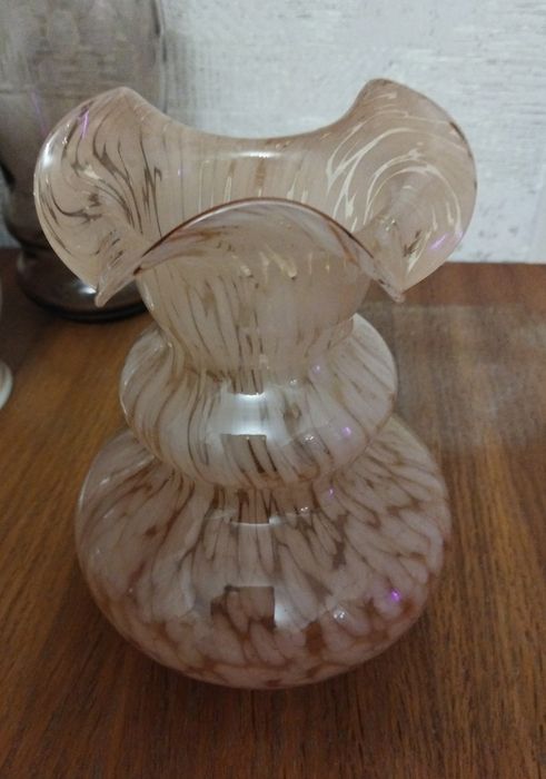 Продам вазы стеклянные.