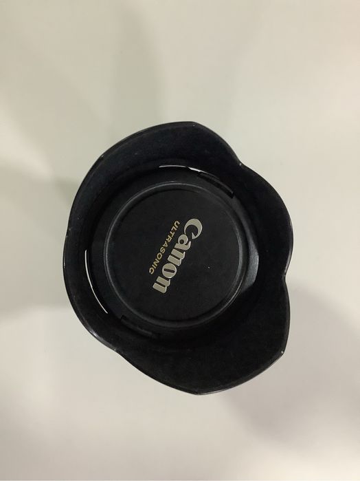 Canon EF 20 mm 2.8