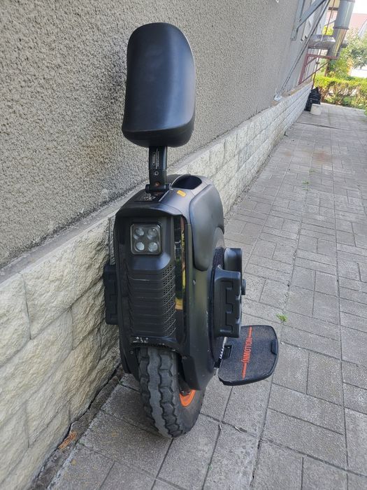 Продам моноколесо InMotion V12HT