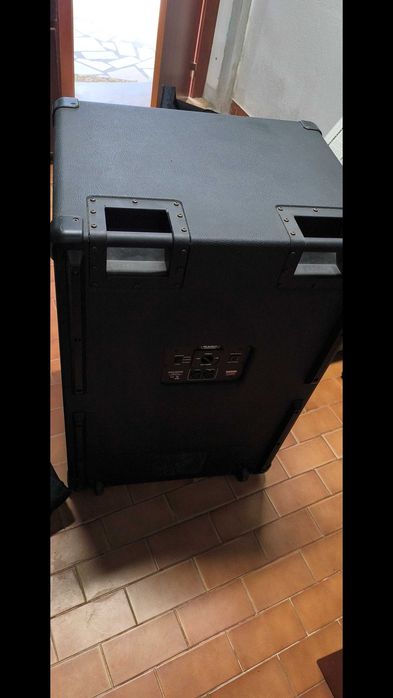 Coluna de baixo Mesa Boogie 6x10