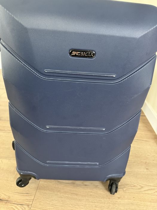 Walizka 70 zl duza