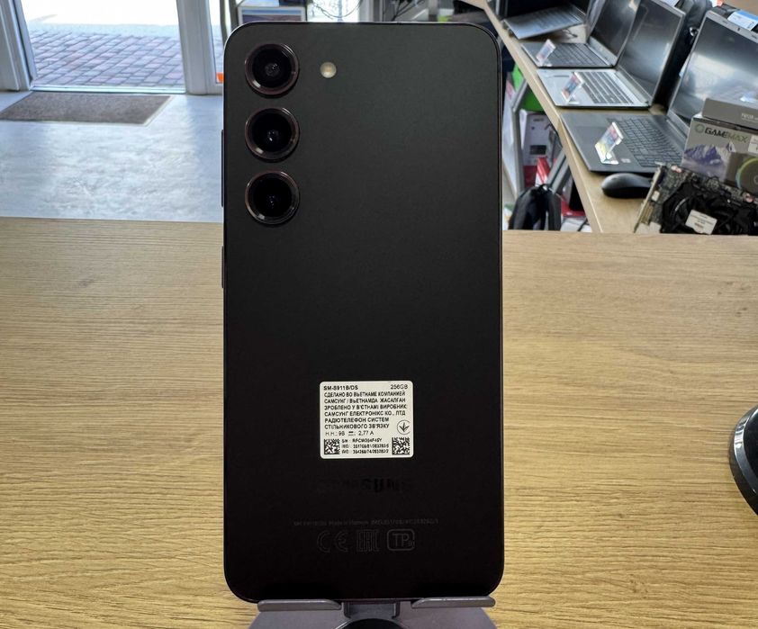 Samsung Galaxy S23 12/256GB • Розстрочка • Обмін • Гарантія •