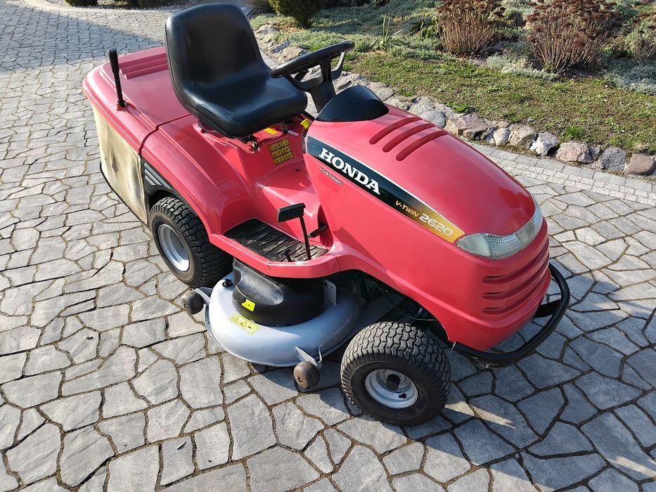 Mocny traktorek kosiarka HONDA 2620  20km