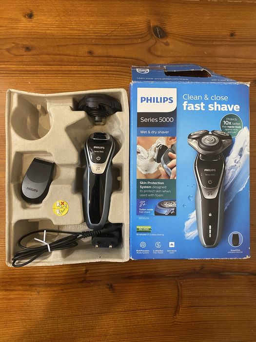 Máquina de barbear Philips