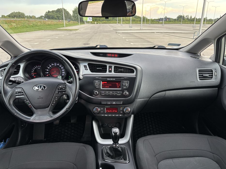 KIA CEED 1.6GDI  Krajowy 2-gi wlasciciel