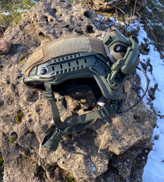 Шолом/шлем Фаст защитный тактичний Олива комплект(кавер + навушники )