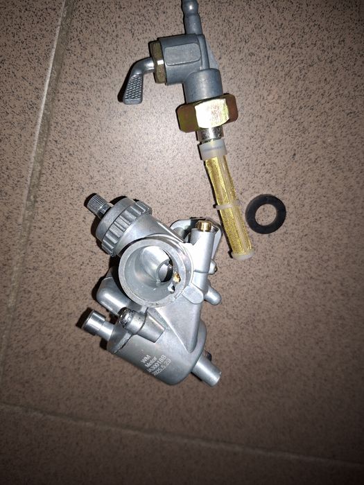 Nowy zestaw gaznik+jawa 50 jawka mustang kaczka pancerka