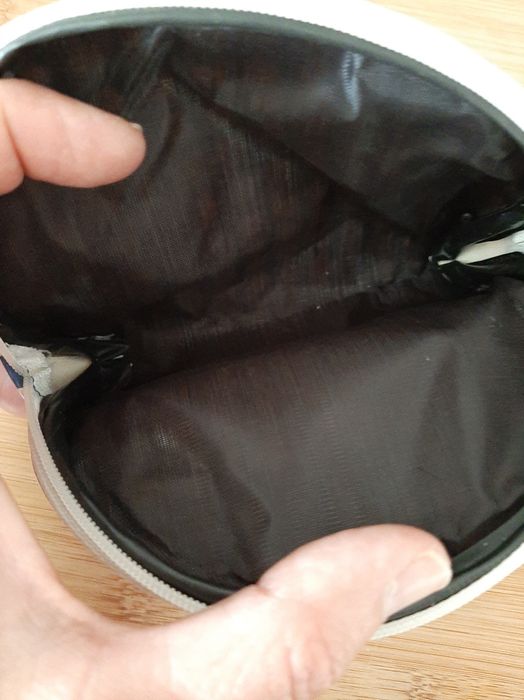 Bolsa    pequena