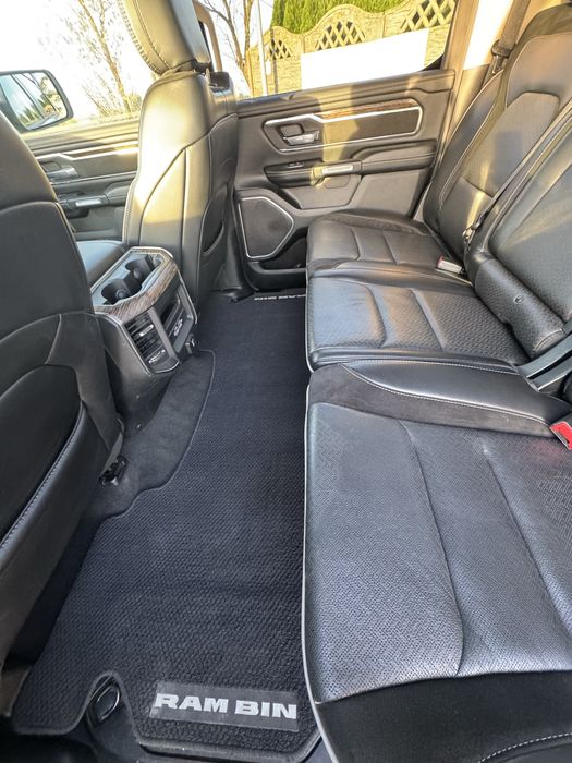 Sprzedam dodge ram 2018r