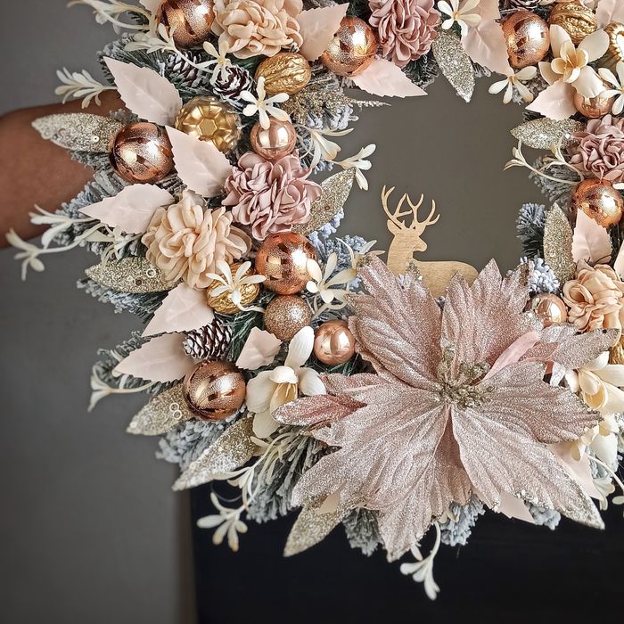 Пудровий різдвяний віночок, новорічний віночок,віночок на двері
