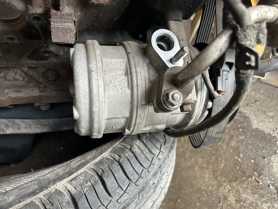 Ford f150 rok 2004-08 kompresor klimatyzacji