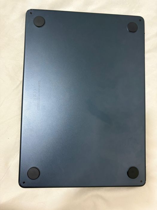 Macbook air (M4)- 16GB RAM