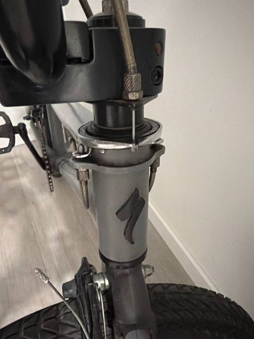 Vendo BMX cinzenta