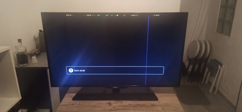 TV Philips 40" [para reparo]