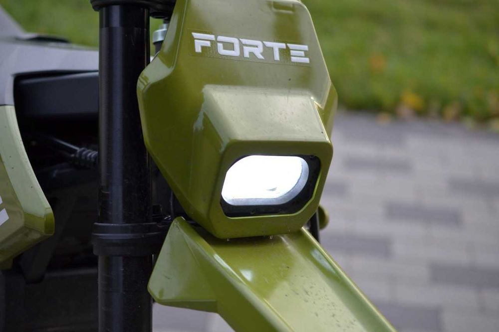 Електромотоцикл FORTE EM22-6 (72V 2900W)