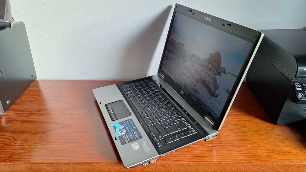 HP 6730b- Intel P8700 2.53GHz- 4GB Ram- HDD 250GB