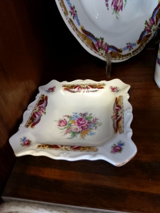 Varias peças Limoges e Vizavi Tudo Novo