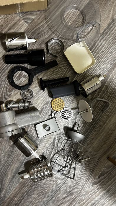 Kenwood Chef Classic — повний комплект насадок та аксесуарів