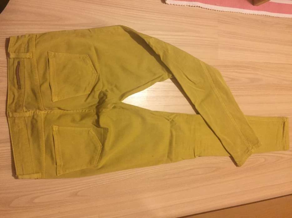 Stradivarius spodnie slim