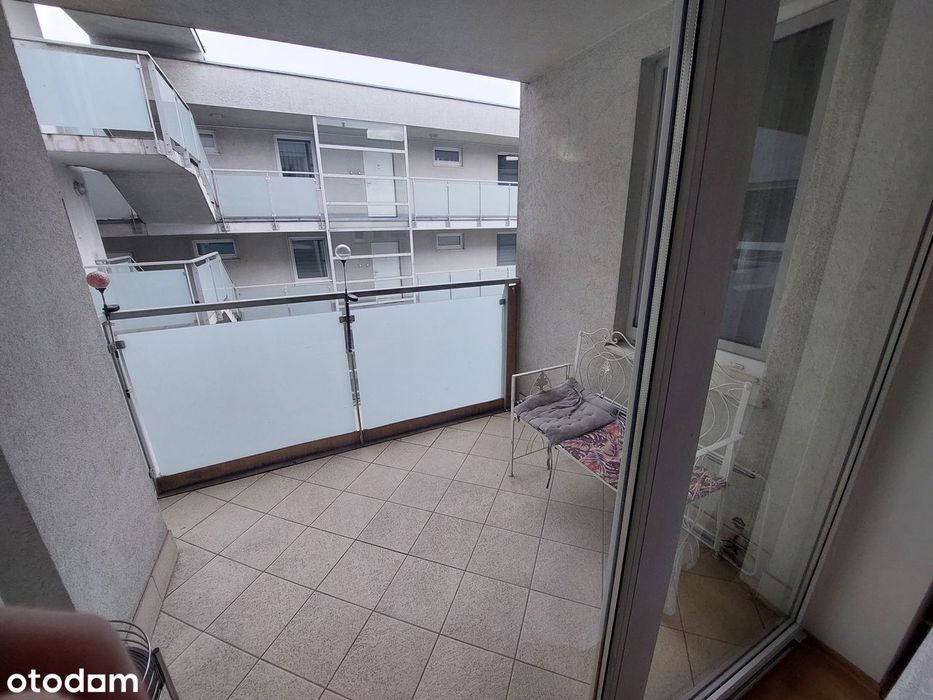Mieszkanie 45 m² z balkonem i windą; blisko stacji kolejowej. - Widok 3