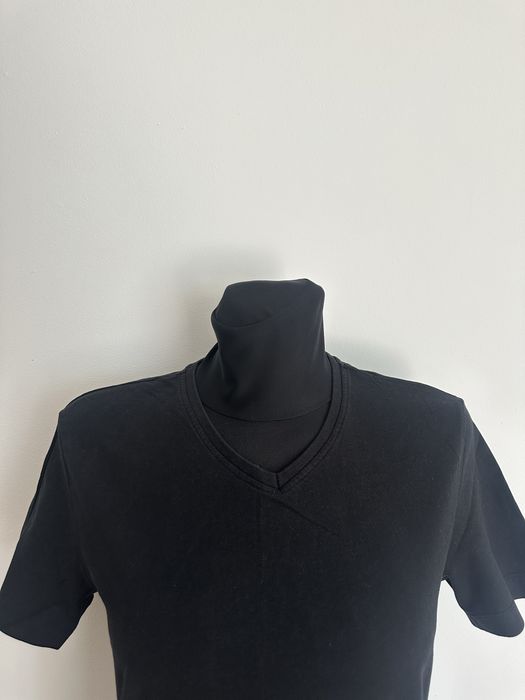 Czarna damska koszulka gładka bluzka T-shirt basic serek S 36 Reserved