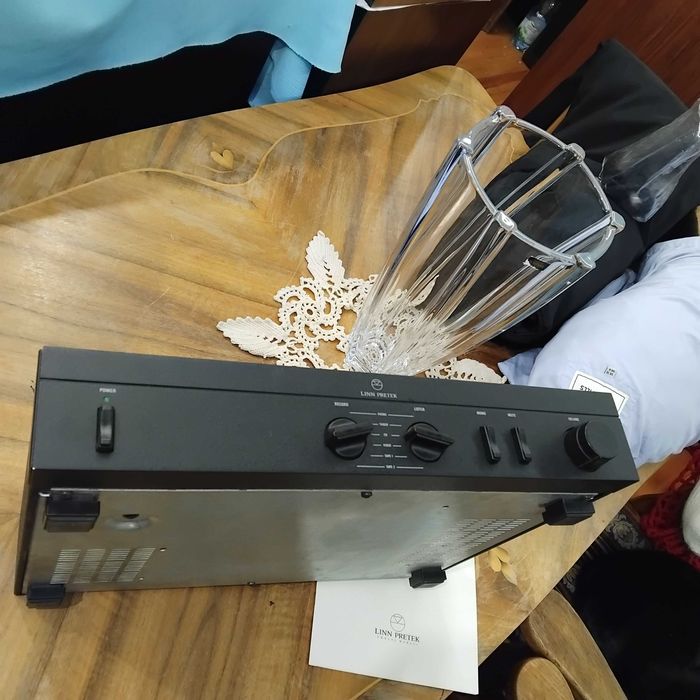 Підсилювачі два болока Uher La1200 i Kenwood C-2 .