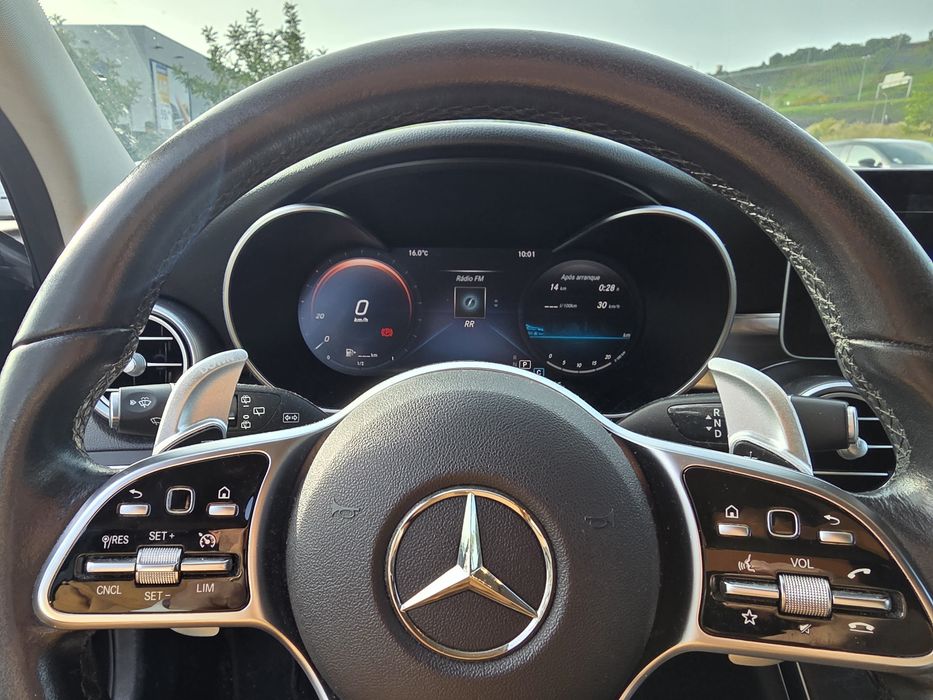 O Parceiro Ideal para a Sua Família: Mercedes-Benz C180 (Face-lift)