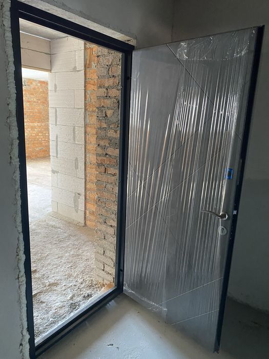 Продаж 1-ної квартири по переуступці
