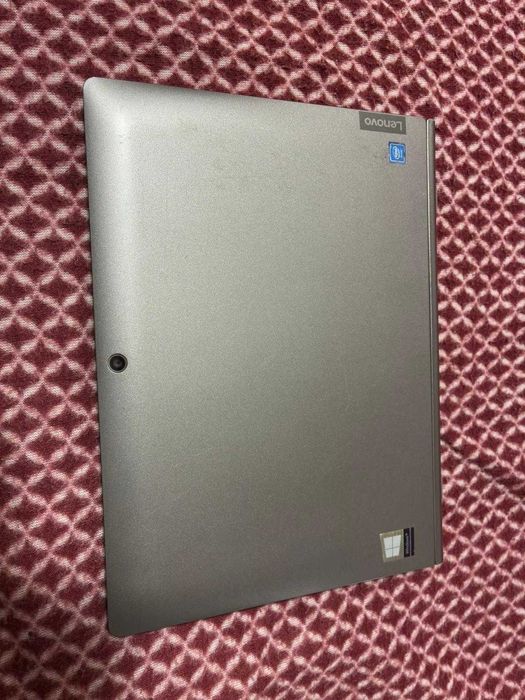 Lenovo D330 2 em 1 Tablet